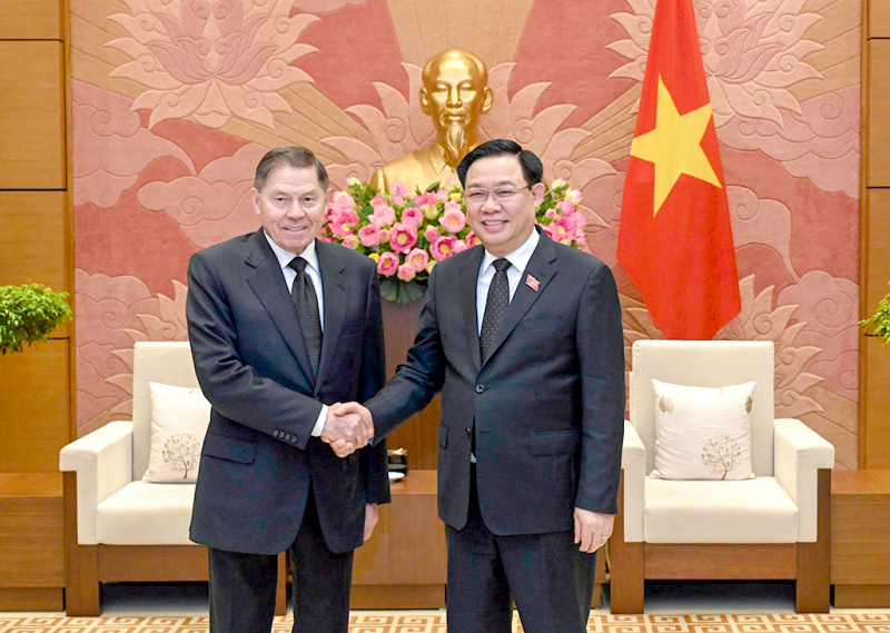 Спикер парламента принял председателя верховного суда России