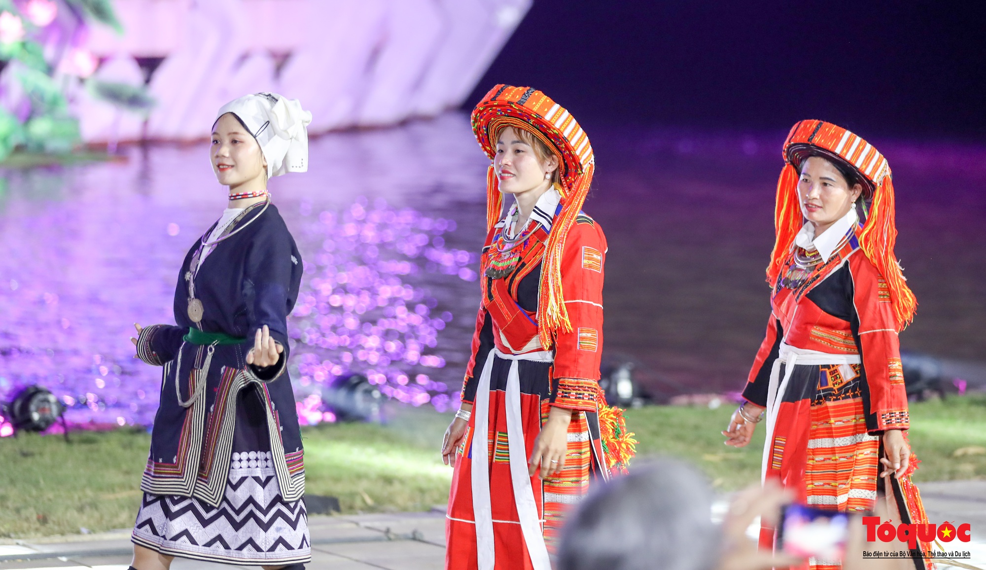 Уважение к прекрасным ценностям традиционной одежды