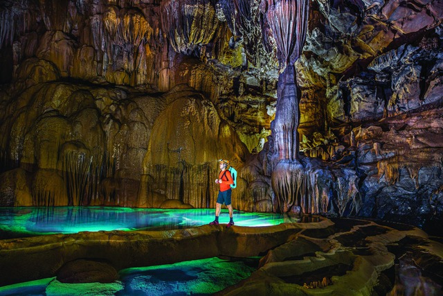 Пещера Хунгтхоонг - новая изюминка туризма в Куангбине