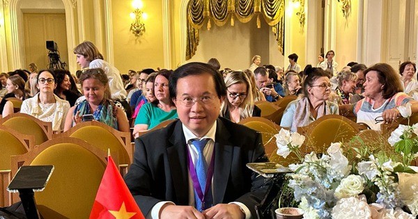 Доц Доктор Та Куанг Донг приехал в Россию, чтобы быть судьей в категории фортепиано на международном конкурсе имени П И Чайковского