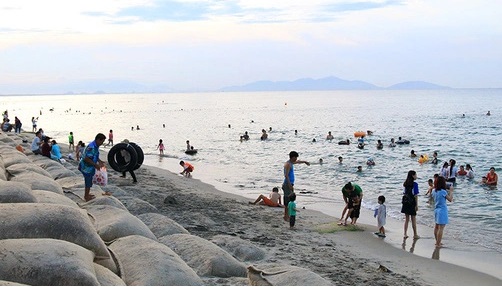 «Возрождение» одного из самых красивых пляжей Азии