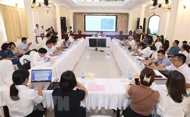 Подготовка к предоставлению заявки на рассмотрение ЮНЕСКО с просьбой признать геопарк Лангшон глобальным