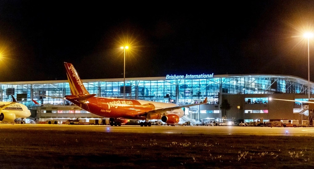 Самолет Vietjet совершил экстренную посадку, чтобы спасти пассажира