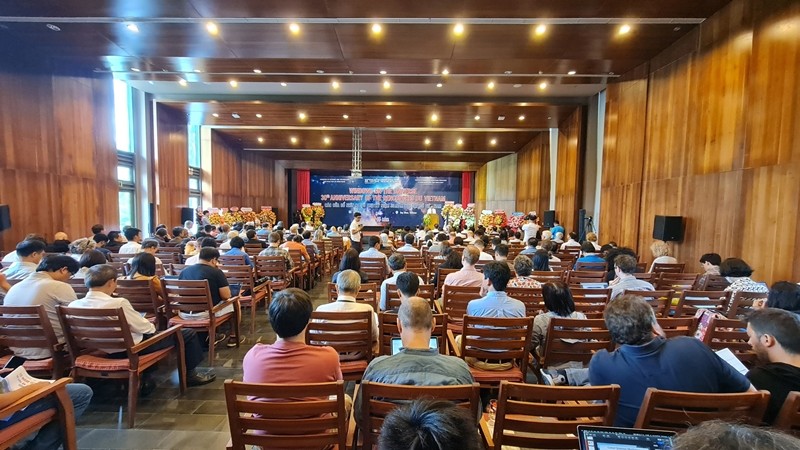В городе Куинён провинции Биньдинь открылась Международная конференция «Окна во Вселенную»