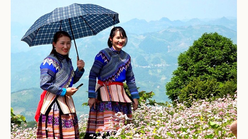 Празднуем День независимости с представителями народности Хмонг в верховьях реки Тяи