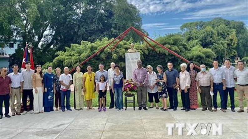 Вьетнамцы во многих странах отметили 78-й Национальный праздник Вьетнама