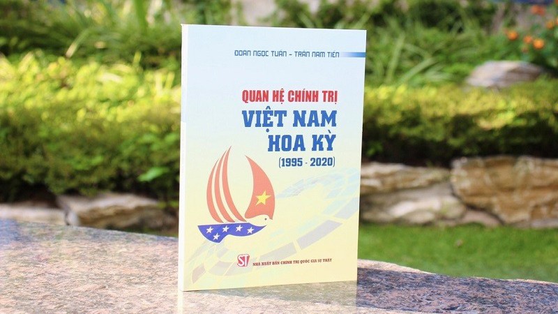 Издана книга о политических отношениях между Вьетнамом и США