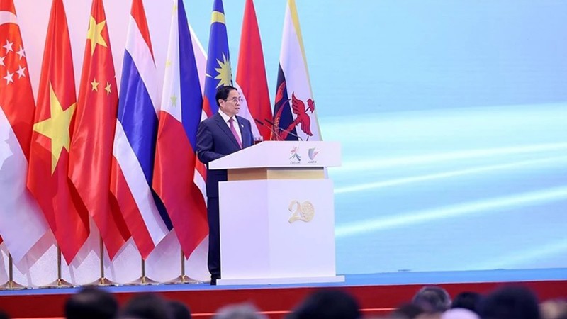 Премьер-министр Фам Минь Тьинь принял участие в церемонии открытия CAEXPO и CABIS 2023 года