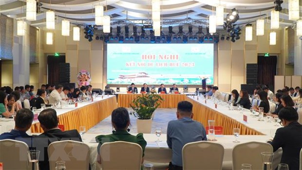 Продвижение туризма в Хюэ через тур «Центральная дорога наследия»