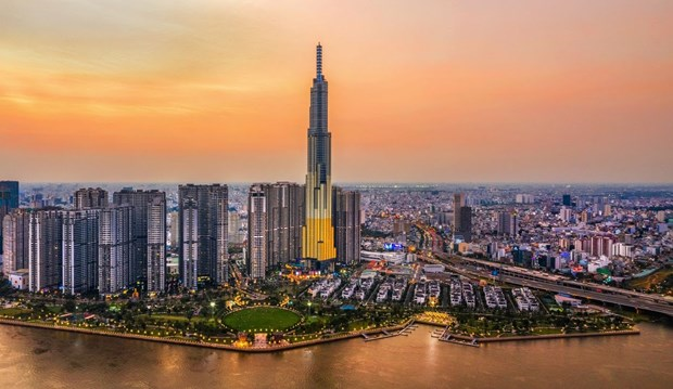 Сотни иностранных инвесторов прибывают для изучения инвестиционных возможностей Вьетнама