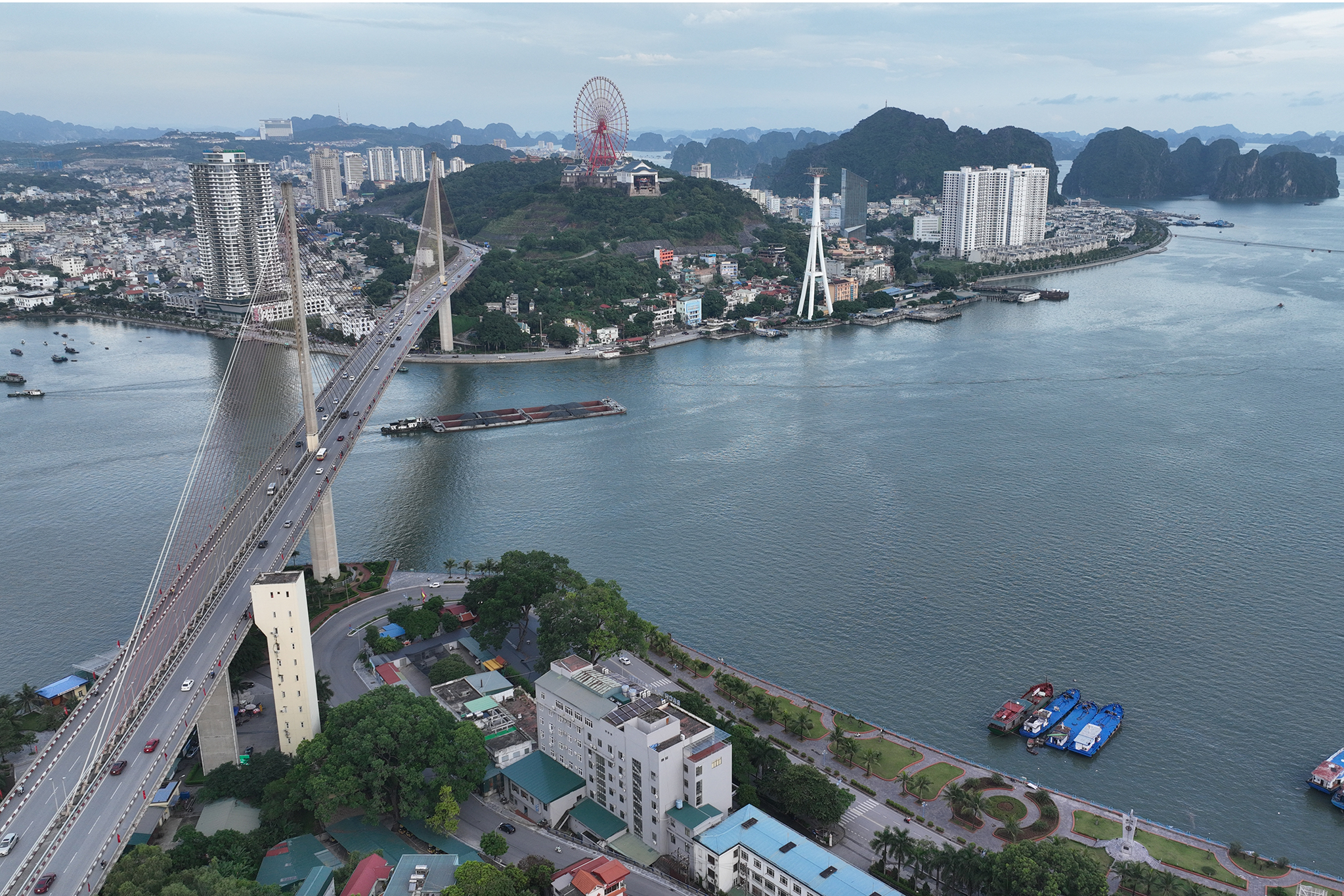 Внешний вид Куангниня после 60 лет основания провинции