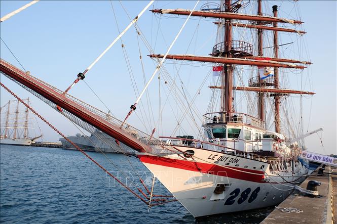 Укрепление солидарности между военно-морскими силами Вьетнама и Сингапура