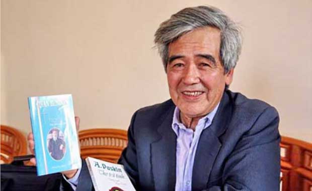 Человек, распространяющий русскую литературу во Вьетнаме