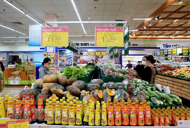 Розничные продажи потребительских товаров и услуг за десять месяцев выросли на 9,4