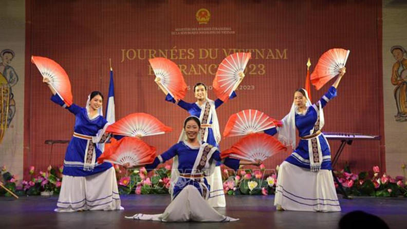 Отпечаток вьетнамской культуры в сердцах французских друзей и вьетнамцев за рубежом