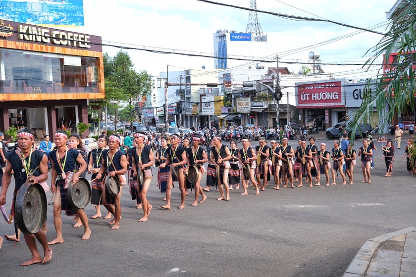 Фестиваль гонгов в провинции Зялай собрал краски различных культур