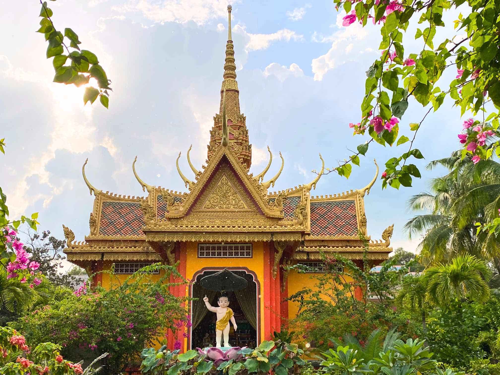 Пагода Та Па с кхмерской архитектурой в Анзянге