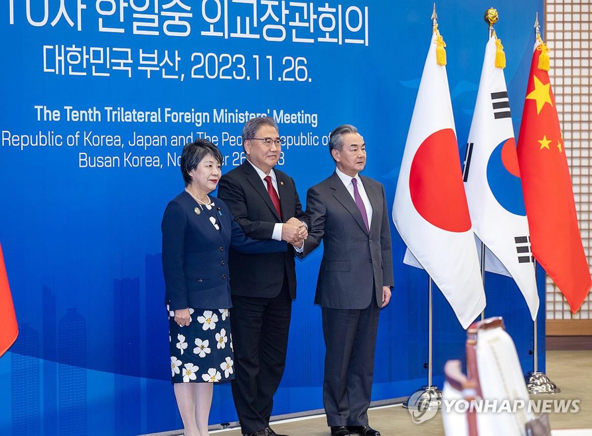 КНР, Южная Корея и Япония намерены ускорить подготовку к проведению саммита трех стран