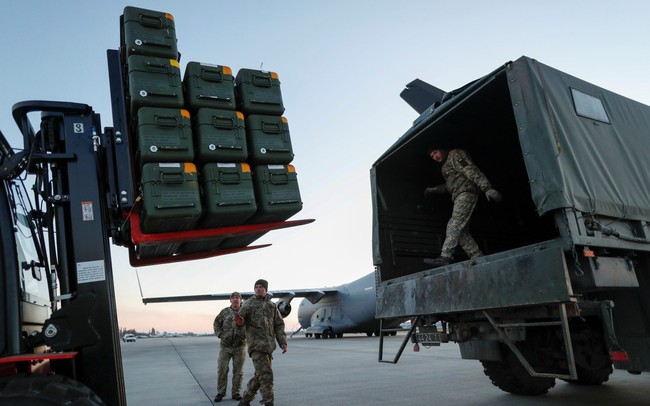 Американцы не хотят продолжать оказывать Украине поддержку