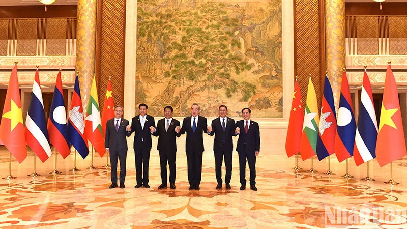 Вьетнам принял участие в 8-м совещании глав МИД по сотрудничеству Меконг-Ланьцанцзян