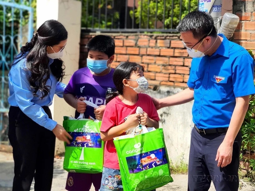 Более 24 тыс домохозяйств г Хошимина вышли из бедности