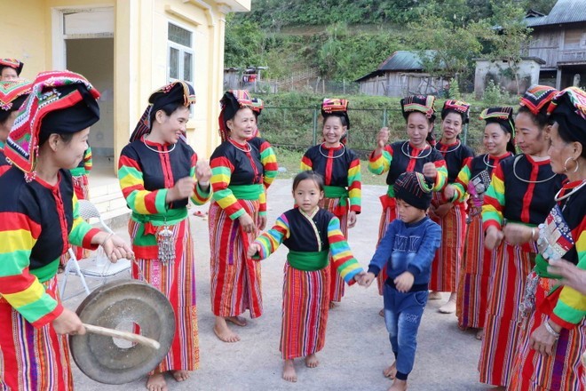 Уникальные традиционные обычаи Тэт Нго у народности Конг в Лайтяу