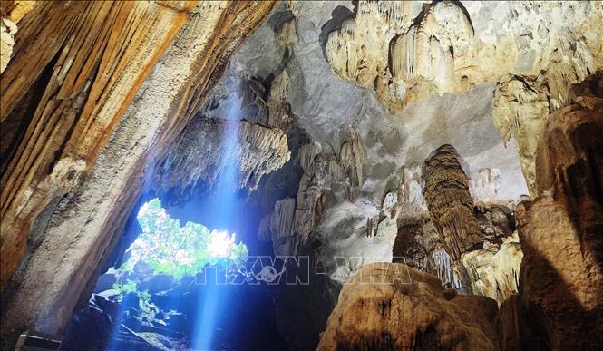 Провинция Куангбинь открывает новую пещеру для приема туристов