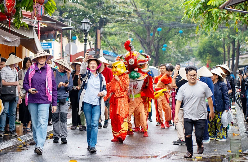 Куангнам принял более 100 тысяч туристов на Новый 2024 год