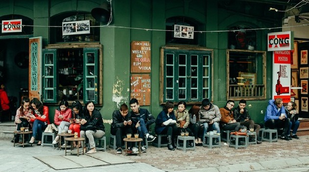 Ханойский ритм жизни за чашкой кофе