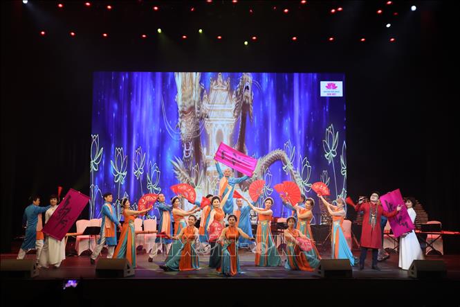 Художественная программа «Встреча нового 2024 года»