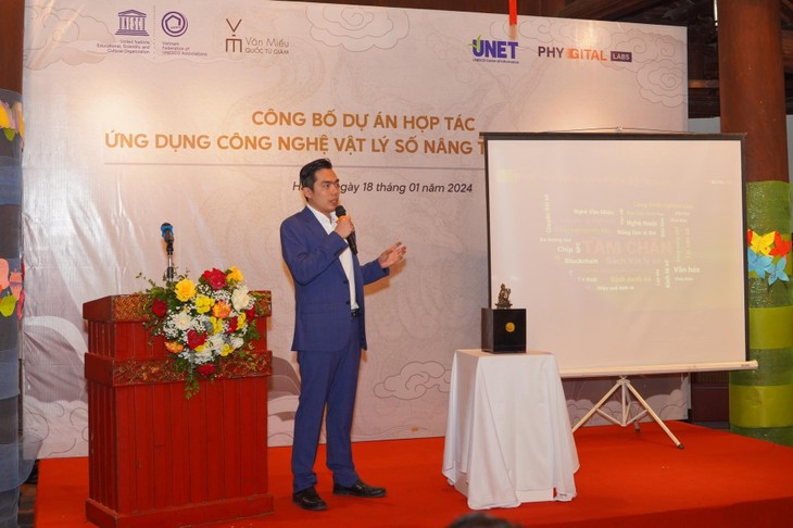 Выша в свет первая книга с применением технологий цифровой физики во Вьетнаме