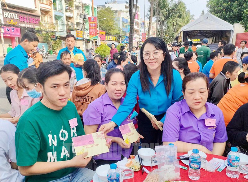 Праздник благодарности трудящимся