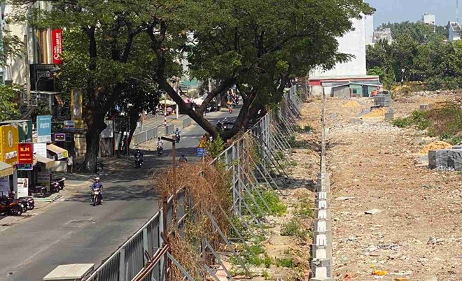 В Хошимине выделено 300 миллиардов донгов на расширение дороги до аэропорта Таншоннят до 22 метров