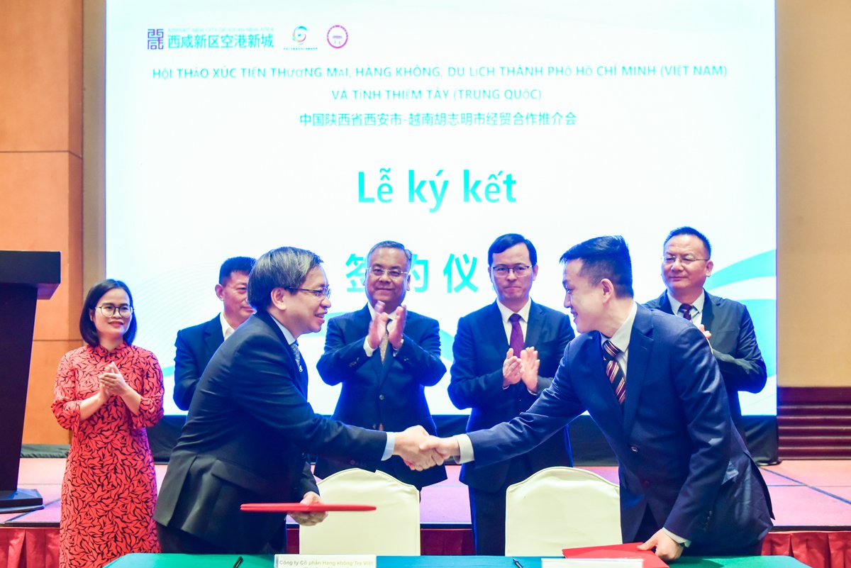 Город Хошимин активизирует сотрудничество с китайской провинцией Шэньси в сферах туризма и авиации