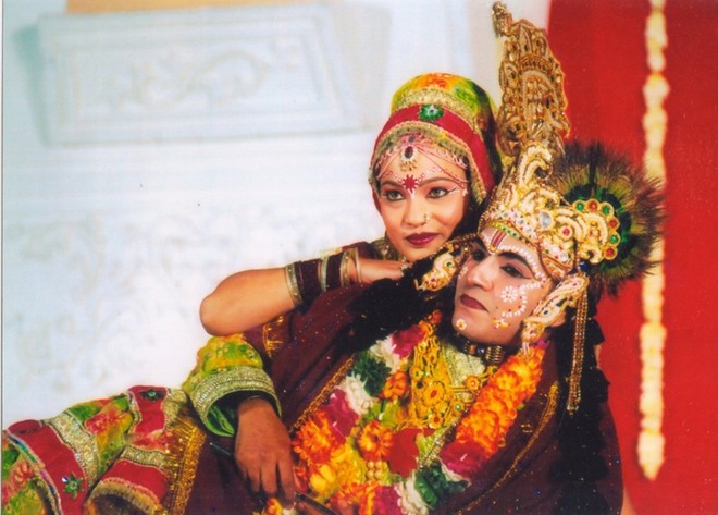 Представление индийского народного танца во Вьетнаме