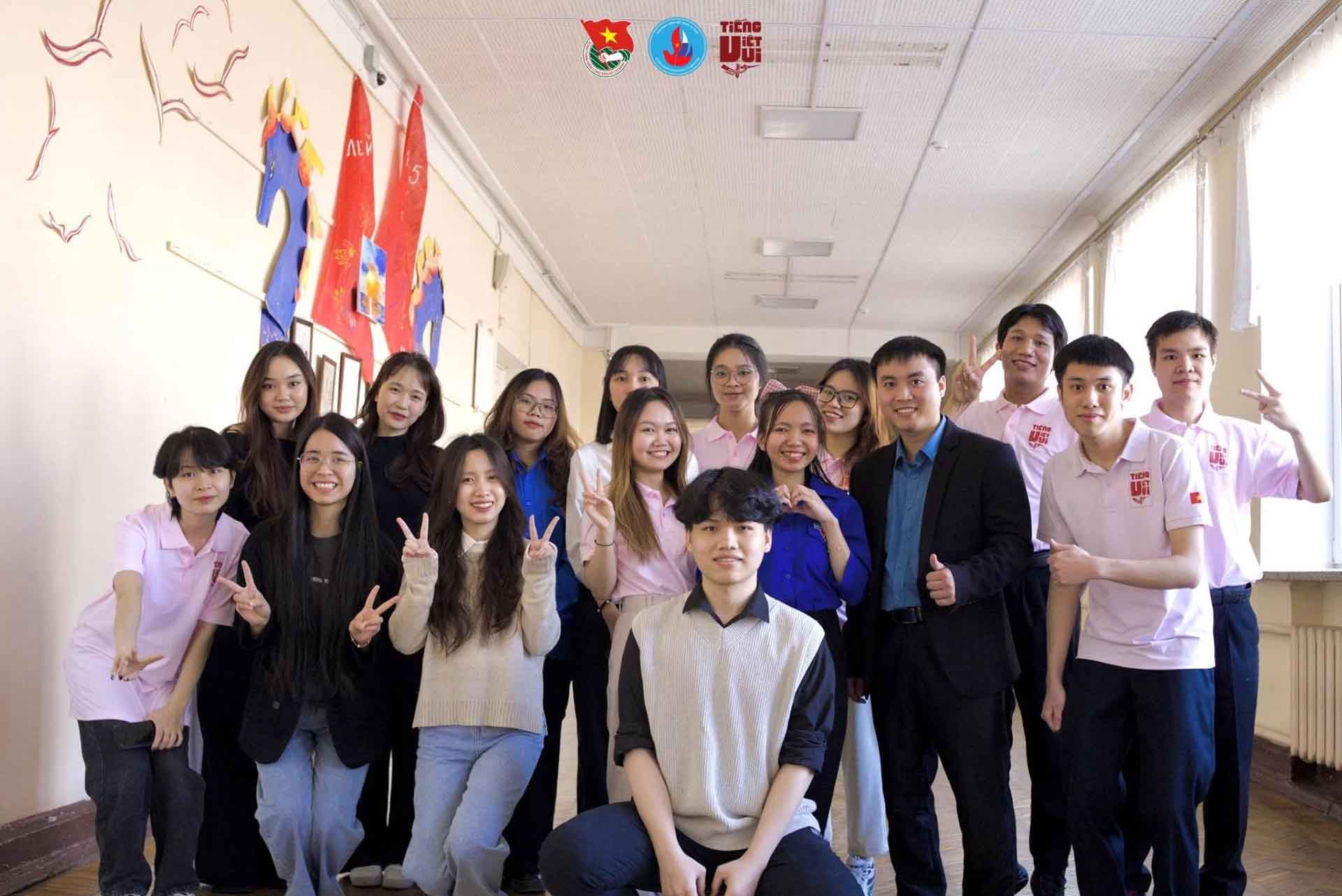 Впечатляющая церемония открытия 3-го этапа программы «Веселый вьетнамский язык»