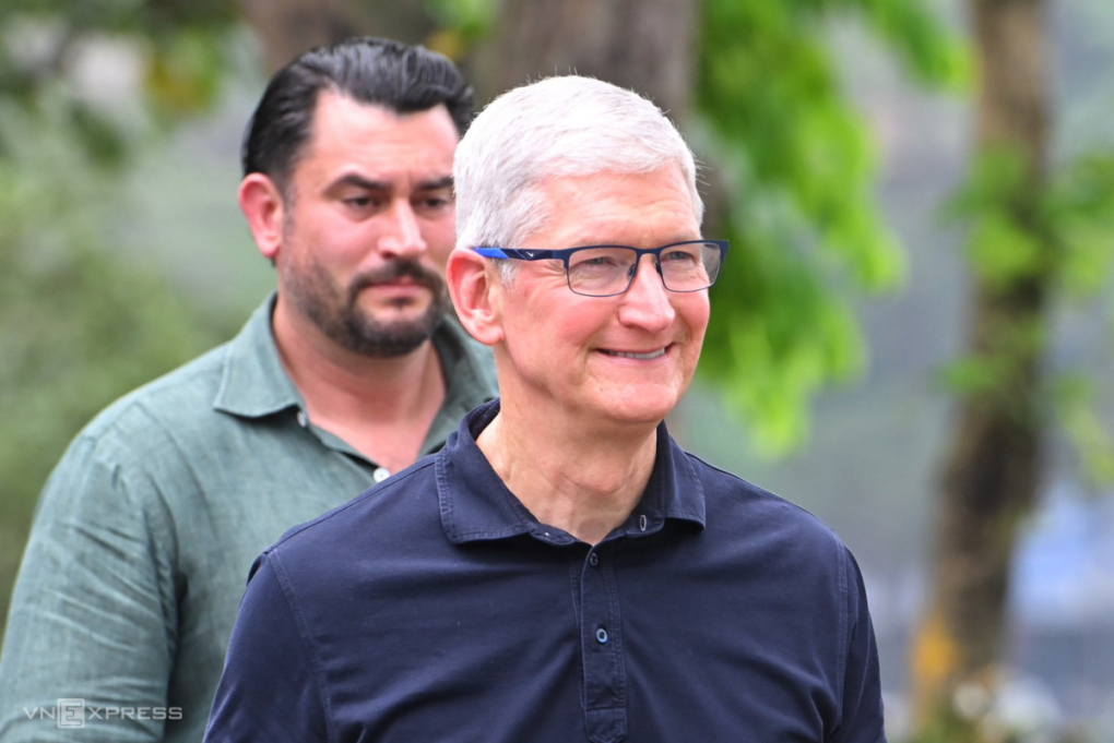 Генеральный директор Apple находится во Вьетнаме