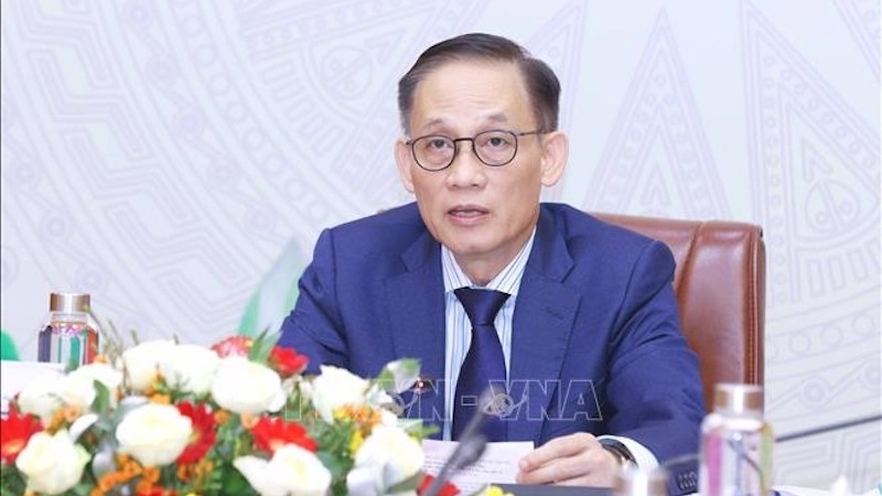 Укрепление сотрудничества между КПВ и Фронтом национального освобождения Алжир