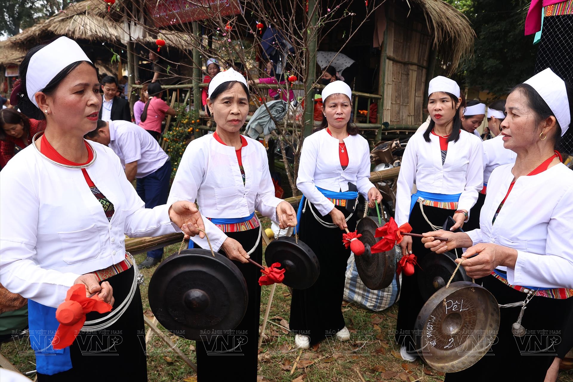 Знакомство с культурой мыонгов в провинции Хоабинь