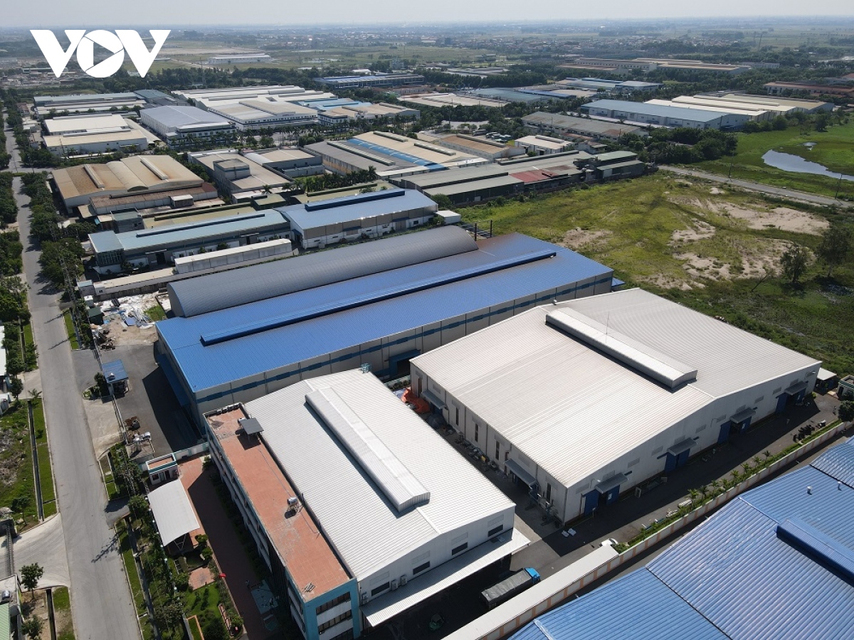 За 4 месяца Бакнинь привлек почти 1 миллиард долларов США инвестиционного капитала в виде прямых иностранных инвестиций