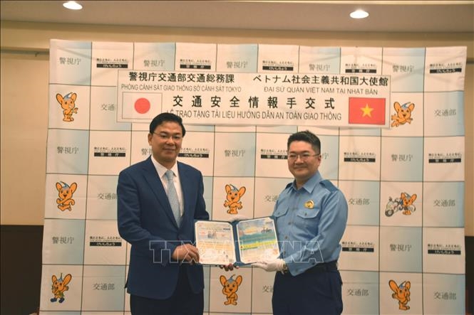 Усиление пропаганды безопасности дорожного движения для вьетнамцев в Японии
