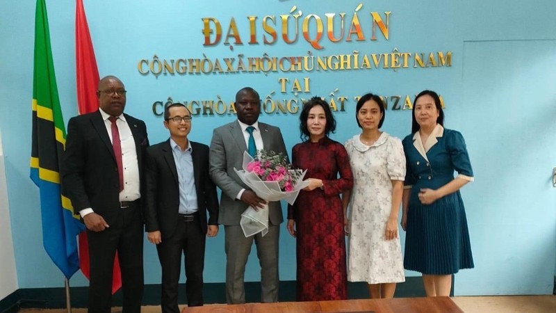 Назначен почетный консул Вьетнама в Бужумбуре Бурунди