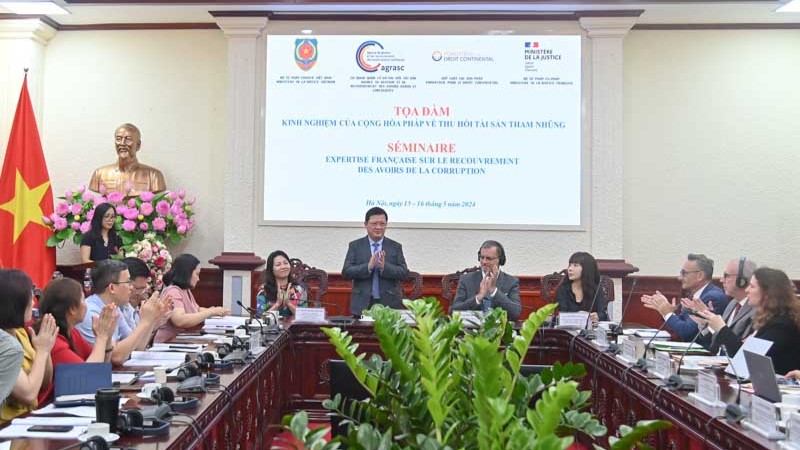 Вьетнам и Франция обменялись опытом изъятия коррупционных активов