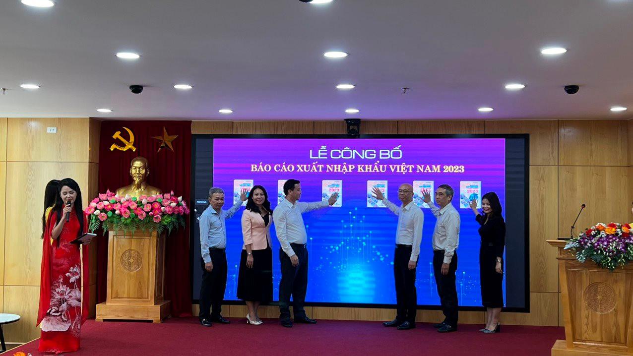 Ханой остается в топ-10 провинций и городов страны по объему экспорта