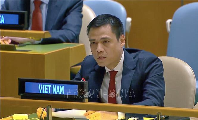 Вьетнам призвал к содействию защите и устойчивому использованию трансграничных водных ресурсов