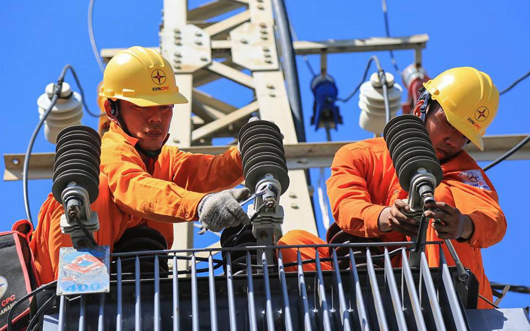 Обеспечение производственных отраслей электроэнергией