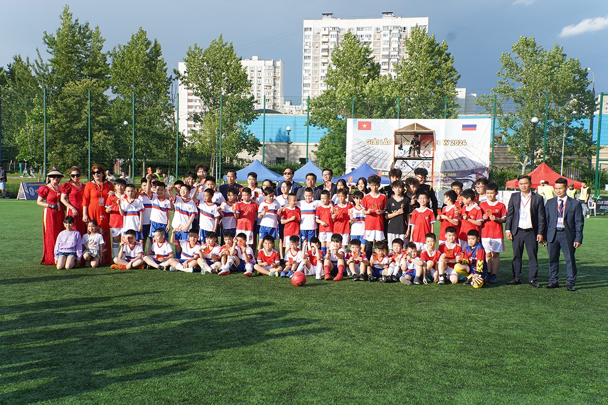 Церемония закрытия турнира вьетнамской диаспоры в России по футболу «Отличный футболист – Москва 2024»