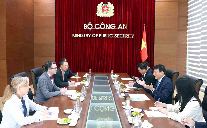 Продвижение экономического, торгового и инвестиционного сотрудничества между Вьетнамом и США