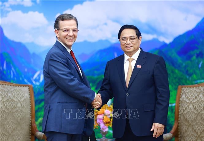 Премьер-министр Фам Минь Тинь принял делегацию миссии МВФ по IV статье