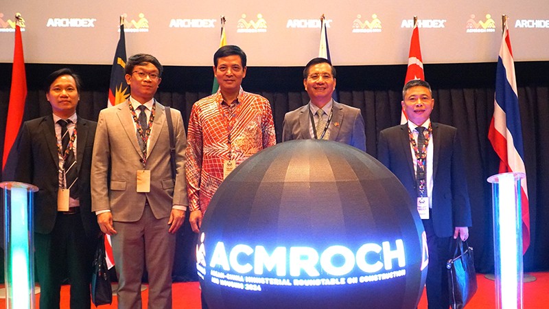 Вьетнам принимает участие в круглом столе министров строительства АСЕАН-Китай